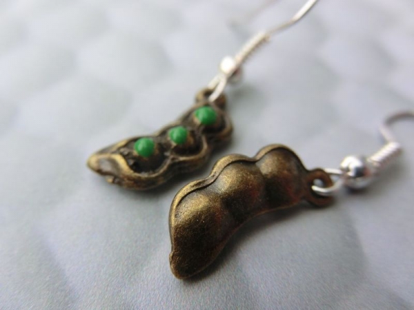 Erbsenschote Ohrringe bronzefarben Erbsen